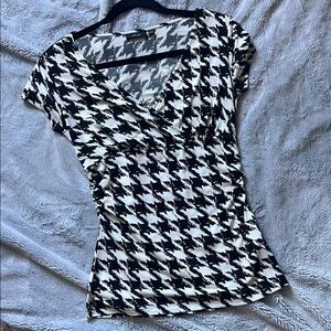 Apt. 9 Black and White Houndstooth Blouse
